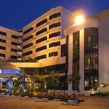 Chon Inter Hotel Τσον Μπουρί Εξωτερικό φωτογραφία