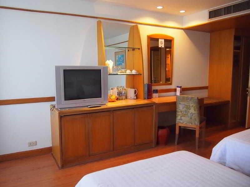 Chon Inter Hotel Τσον Μπουρί Εξωτερικό φωτογραφία