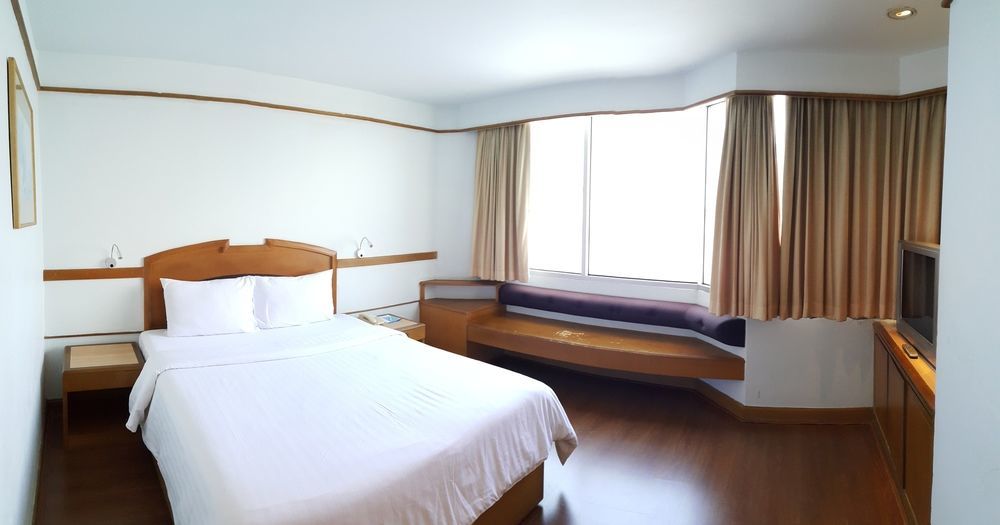 Chon Inter Hotel Τσον Μπουρί Εξωτερικό φωτογραφία