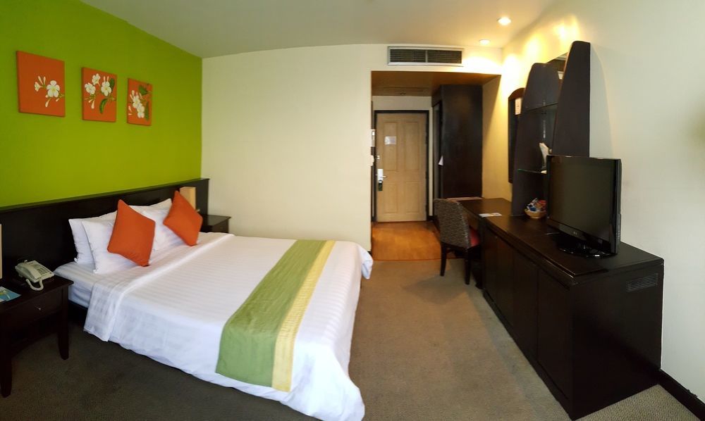 Chon Inter Hotel Τσον Μπουρί Εξωτερικό φωτογραφία