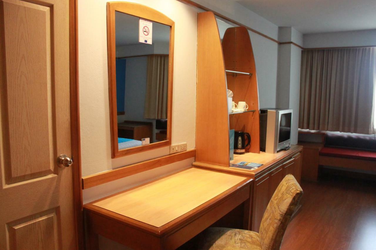 Chon Inter Hotel Τσον Μπουρί Εξωτερικό φωτογραφία